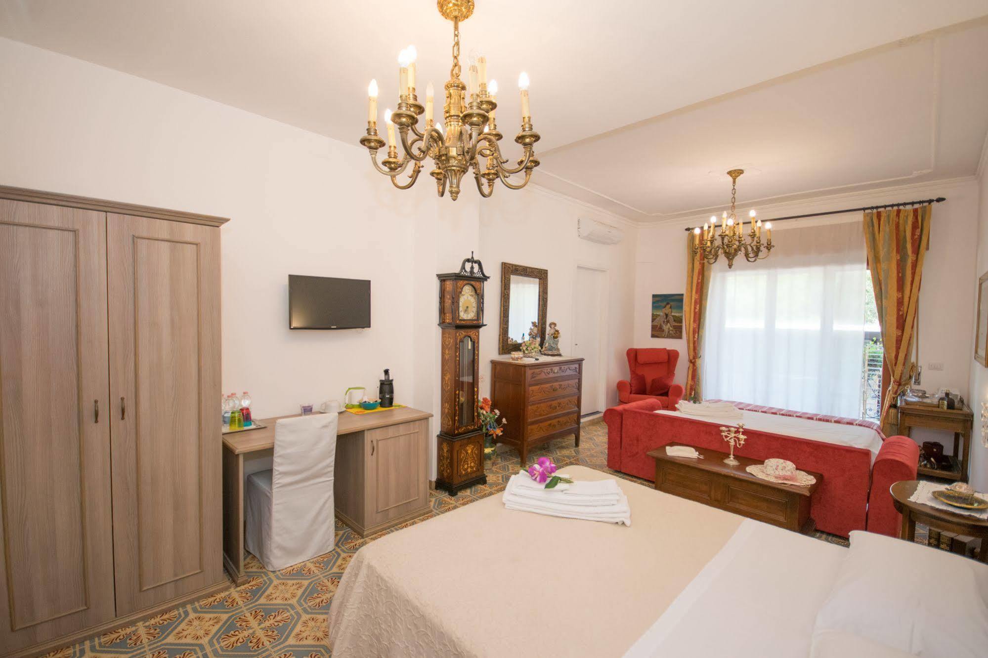B&B Il Muro Vecchio Джардини Наксос Екстериор снимка